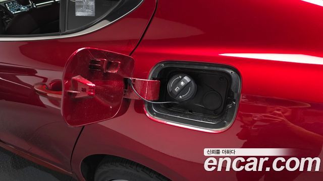 Genesis G70 2023 — photo 32