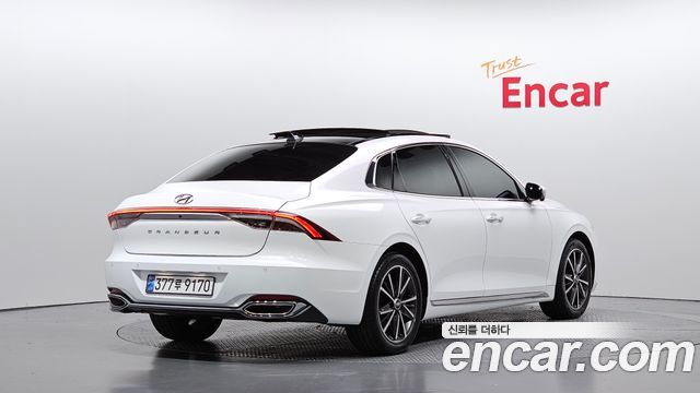 Hyundai Grandeur 2023 — photo 2