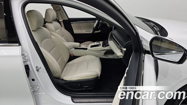 Hyundai Grandeur 2023 — photo 13