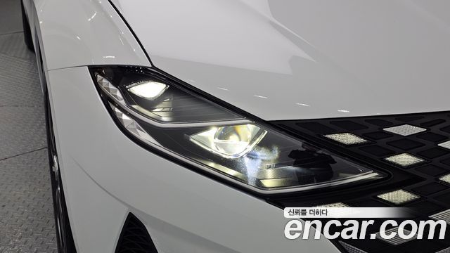 Hyundai Grandeur 2023 — photo 8
