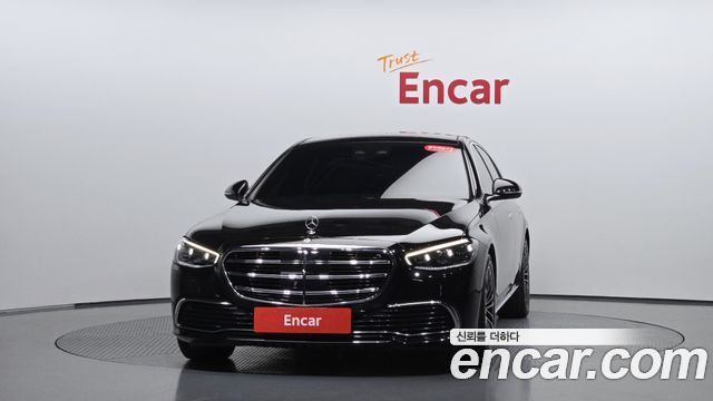 Mercedes-Benz S-Class 2023 — photo 3