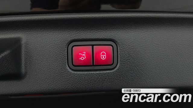 Mercedes-Benz S-Class 2023 — photo 26