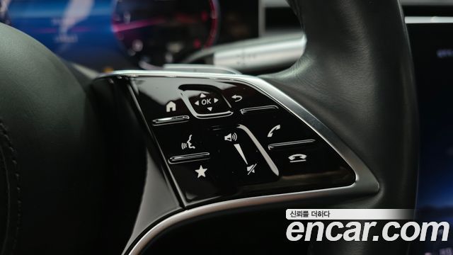 Mercedes-Benz S-Class 2023 — photo 30