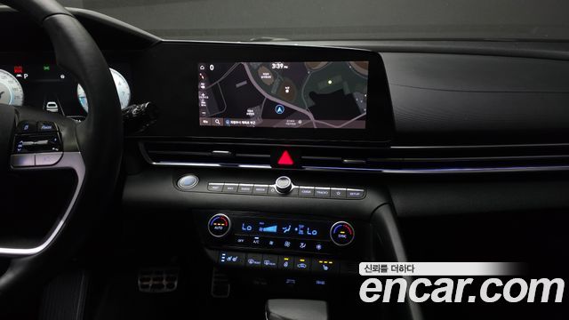 Hyundai AVANTE 2021 — photo 14
