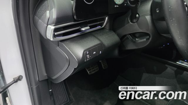 Hyundai AVANTE 2021 — photo 18