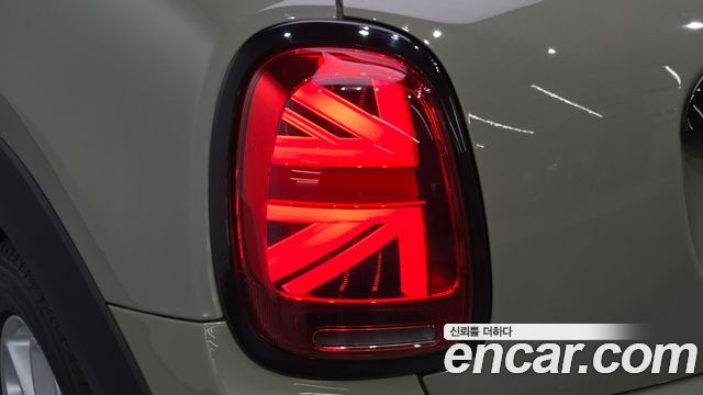 Mini Cooper 2019 — photo 9