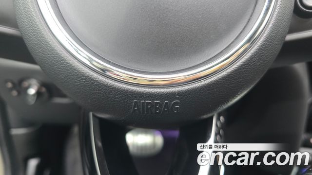 Mini Cooper 2019 — photo 29
