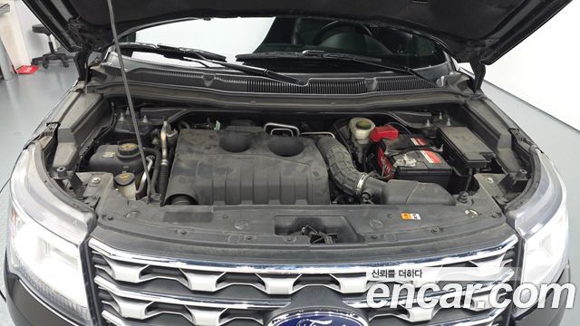 Ford Explorer 2017 — photo 6