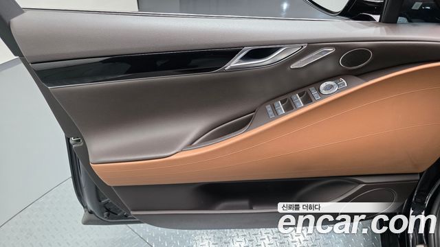 Genesis G80 2022 — photo 14