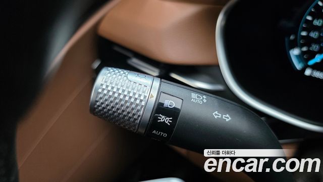 Genesis G80 2022 — photo 28