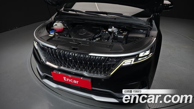 Kia Canival 2023 — photo 6