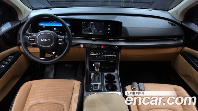 Kia Canival 2023 — photo 10