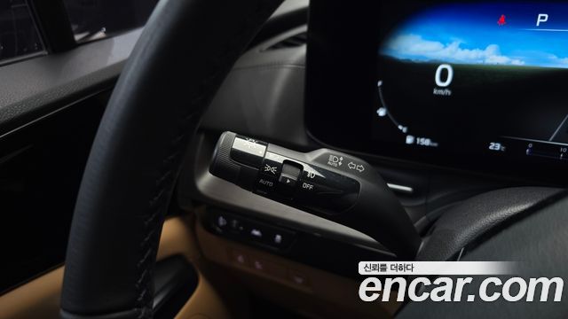 Kia Canival 2023 — photo 24