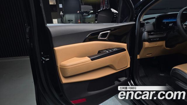 Kia Canival 2023 — photo 15
