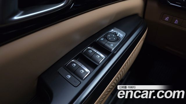 Kia Canival 2023 — photo 29