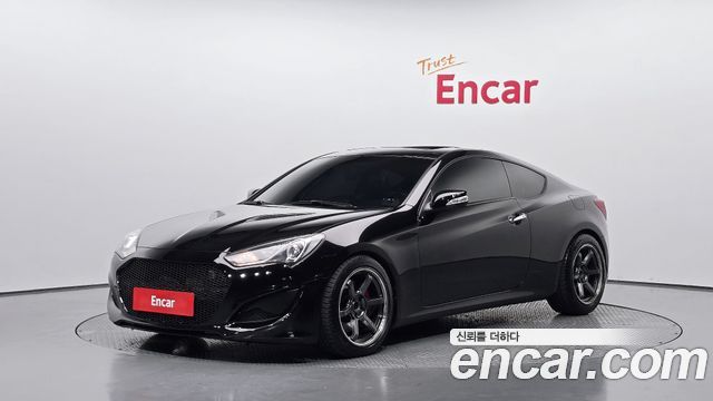 Hyundai Genesis 2012 — photo 1