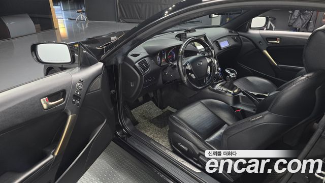 Hyundai Genesis 2012 — photo 10