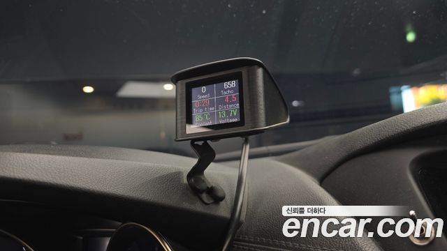Hyundai Genesis 2012 — photo 14