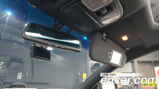 Hyundai Genesis 2012 — photo 18