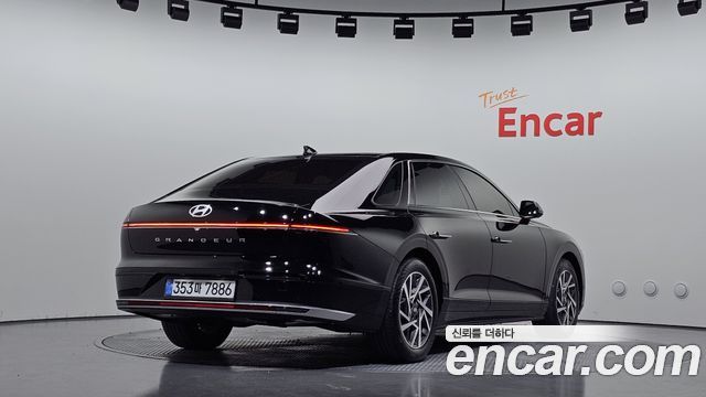 Hyundai Grandeur 2023 — photo 2