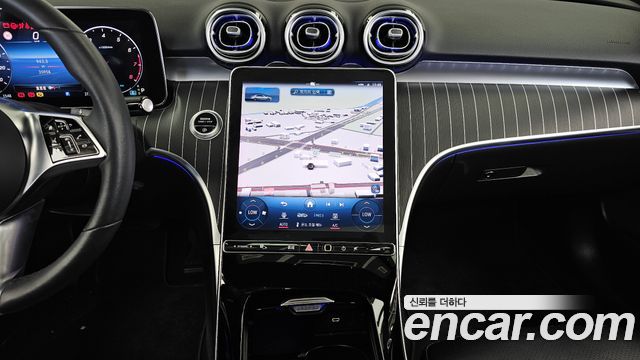 Mercedes-Benz C-Class 2022 — photo 15