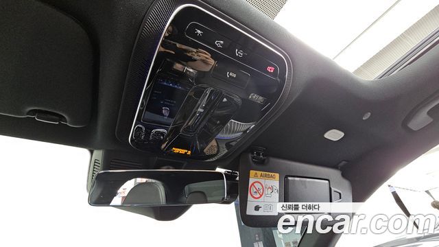 Mercedes-Benz C-Class 2022 — photo 18