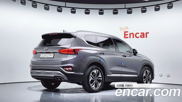 Hyundai Santafe 2019 — photo 2