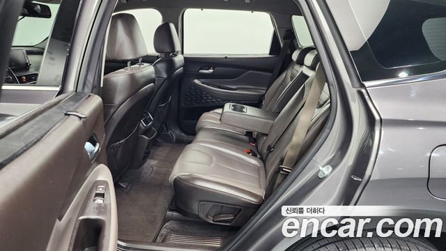 Hyundai Santafe 2019 — photo 17