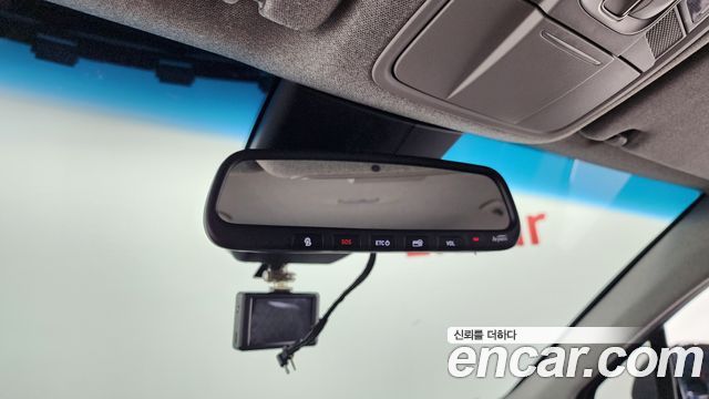 Hyundai Santafe 2019 — photo 26