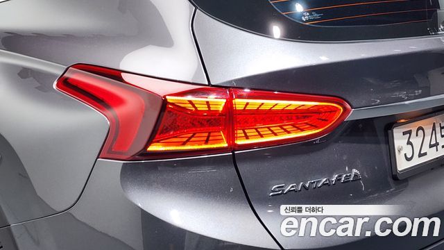 Hyundai Santafe 2019 — photo 9