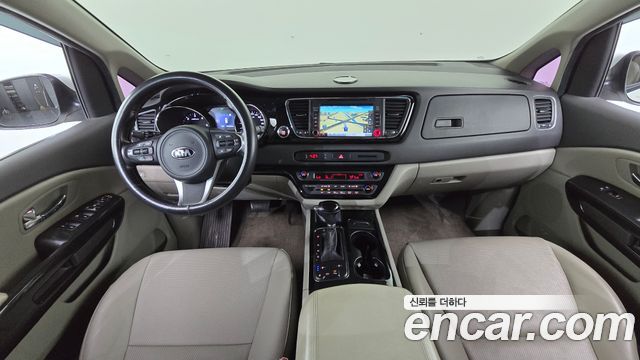 Kia Canival 2016 — photo 7