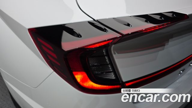 Hyundai Sonata 2023 — photo 9