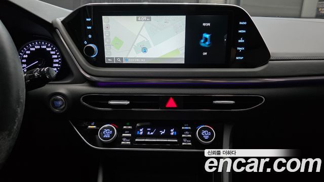 Hyundai Sonata 2023 — photo 27