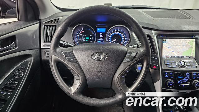 Hyundai Sonata 2012 — photo 19