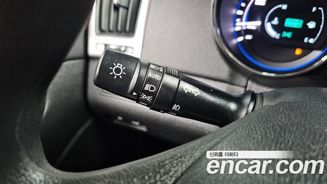 Hyundai Sonata 2012 — photo 29