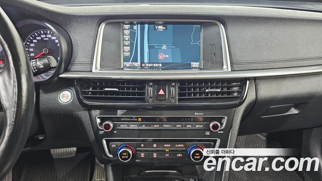 Kia K5 2020 — photo 19