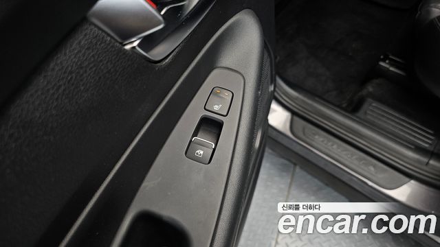 Hyundai Santafe 2021 — photo 18