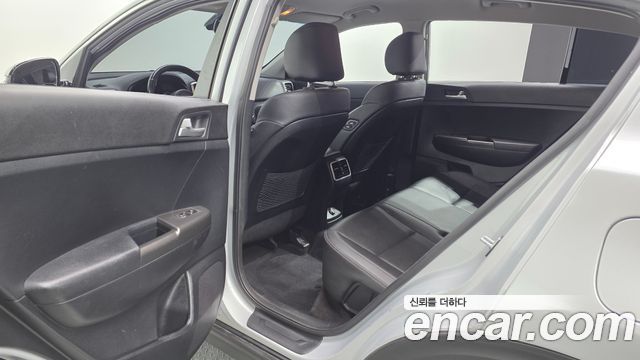 Kia Sportage 2019 — photo 18