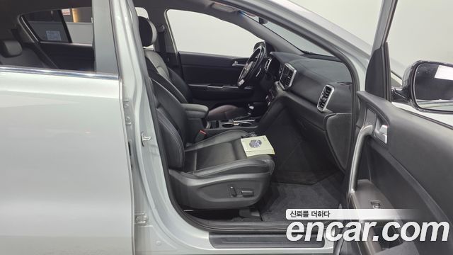 Kia Sportage 2019 — photo 16