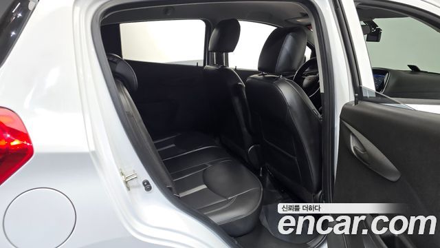 Chevrolet Korea Spark 2019 — photo 17