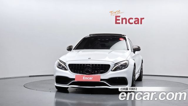 Mercedes-Benz C-Class 2018 — photo 3