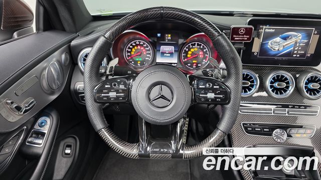 Mercedes-Benz C-Class 2018 — photo 18