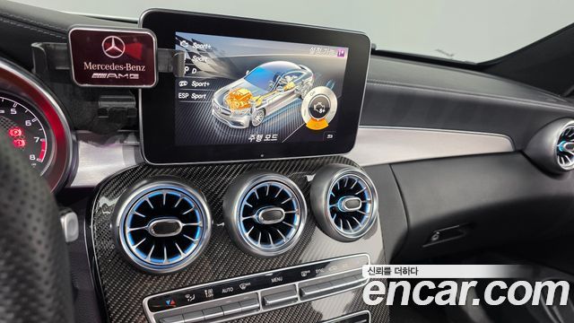 Mercedes-Benz C-Class 2018 — photo 19
