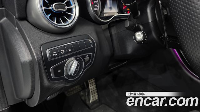 Mercedes-Benz C-Class 2018 — photo 23