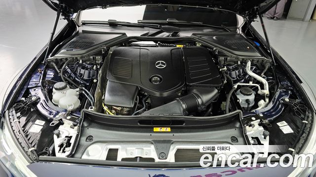 Mercedes-Benz E-Class 2024 — photo 6