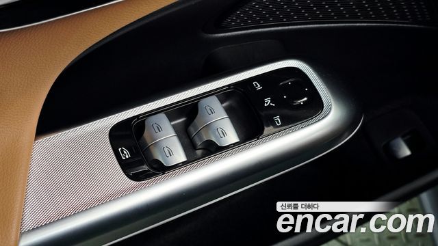Mercedes-Benz E-Class 2024 — photo 15