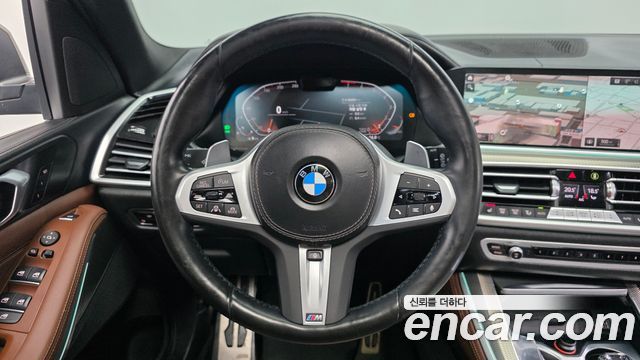 BMW X5 2022 — photo 19
