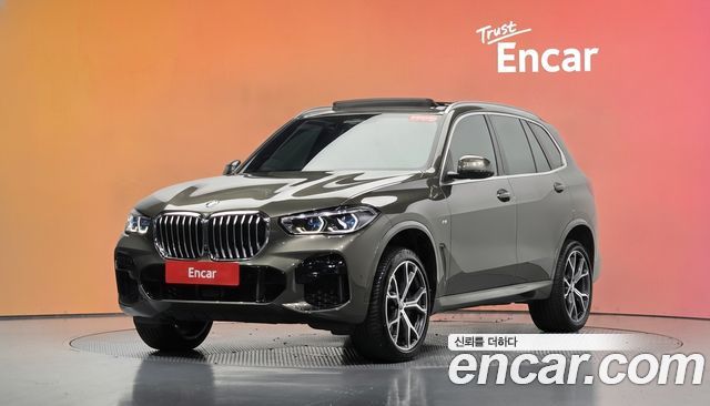 BMW X5 2022 — photo 1