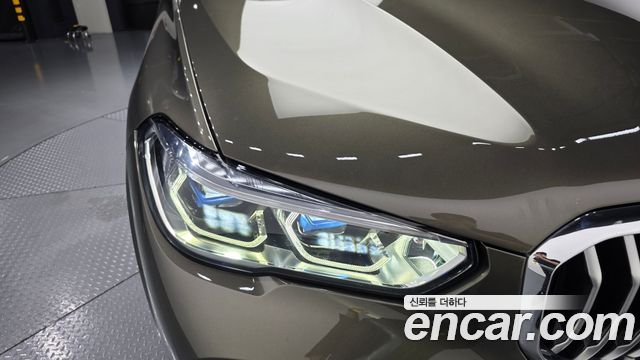 BMW X5 2022 — photo 8