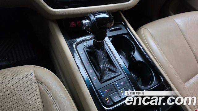 Kia Canival 2016 — photo 12